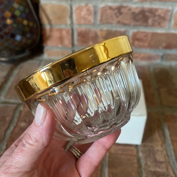 NIB Mikasa Cambria Gold Individual 4" Gold Trimmed Bowl - Picture 3 of 6